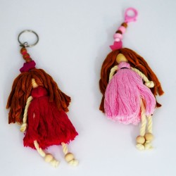 Porte-clé macramé fille fait main Porte-clé macramé fille fait main